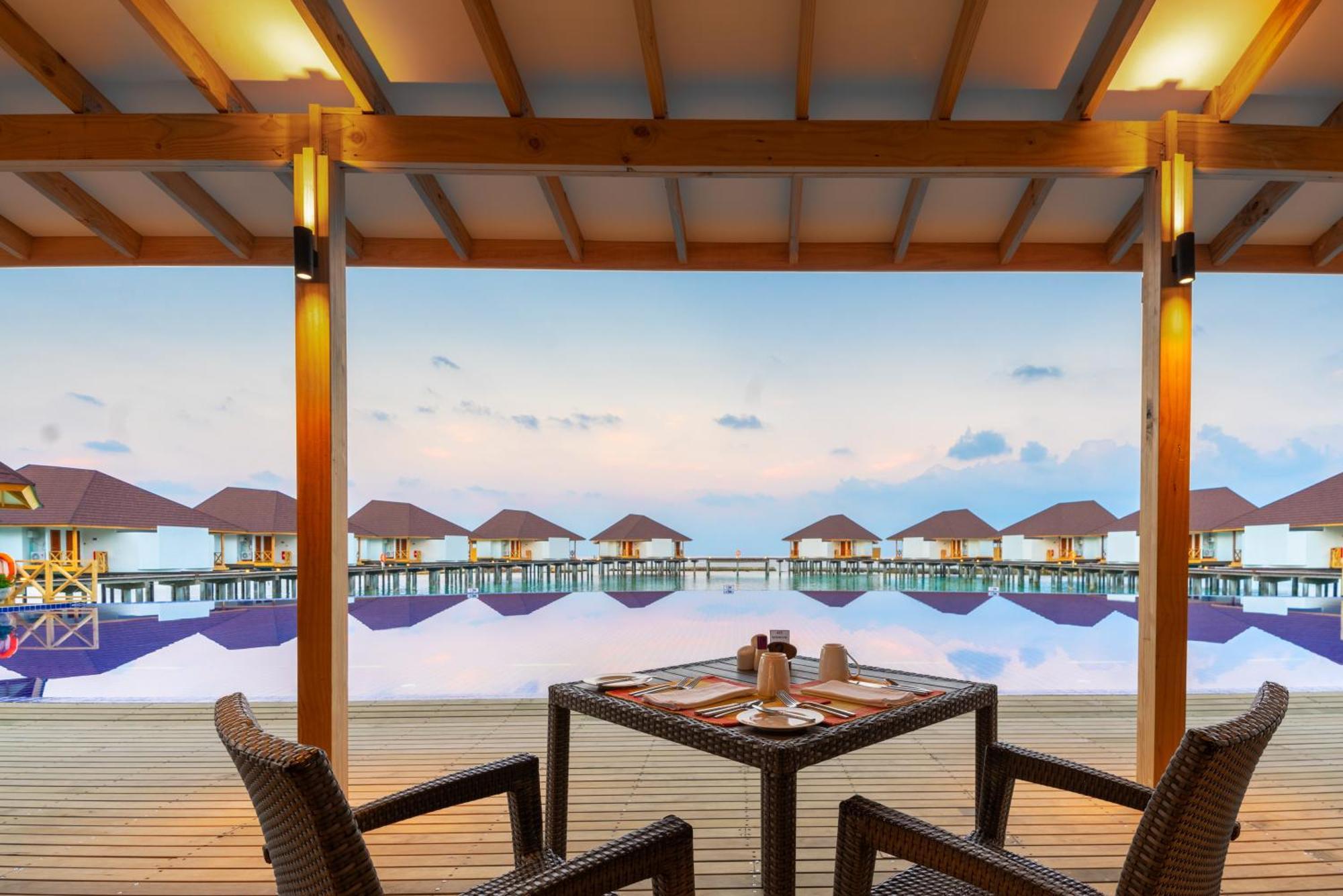 Ellaidhoo Maldives By Cinnamon Hangnaameedhoo Exterior photo