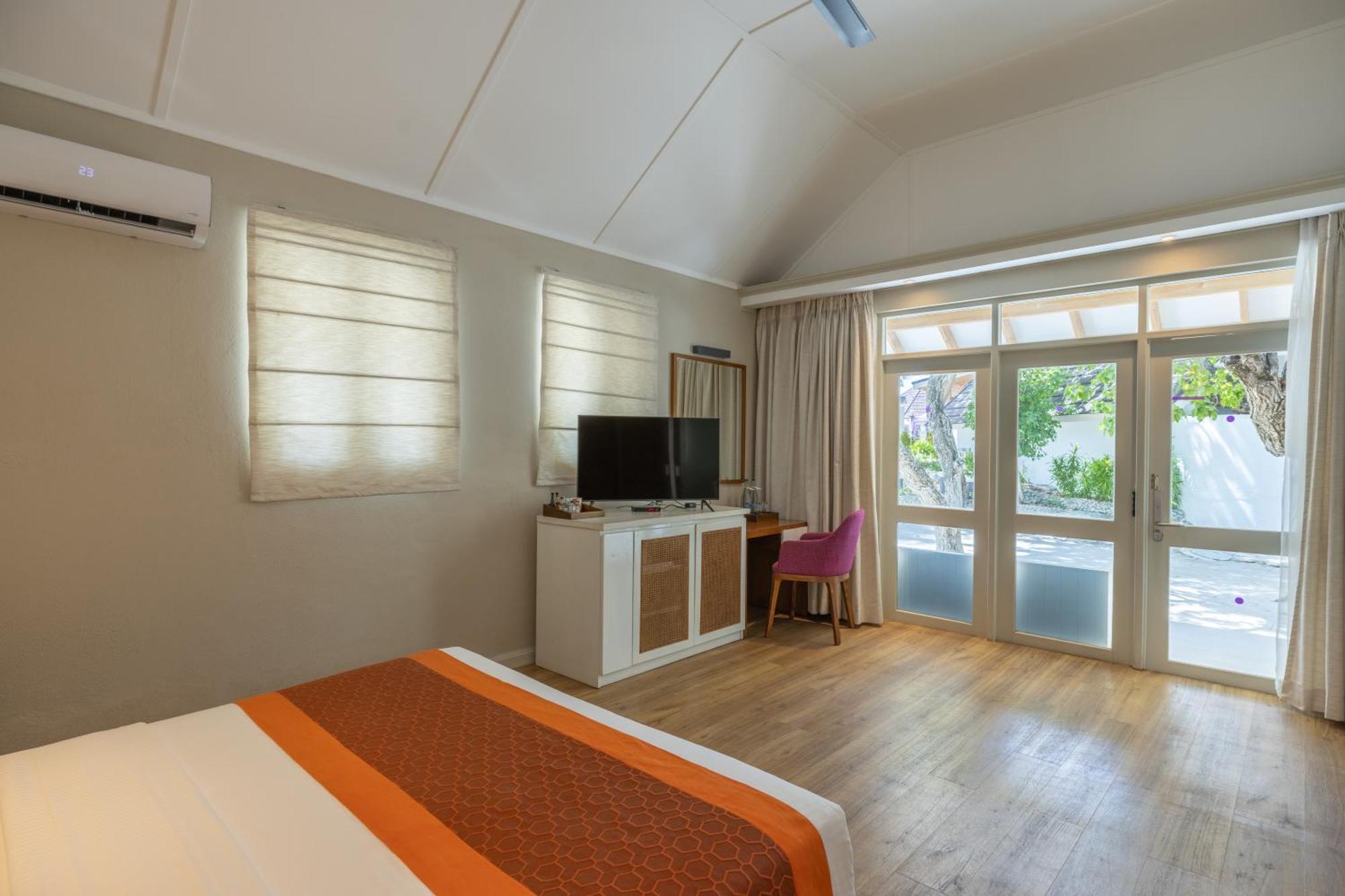 Ellaidhoo Maldives By Cinnamon Hangnaameedhoo Exterior photo