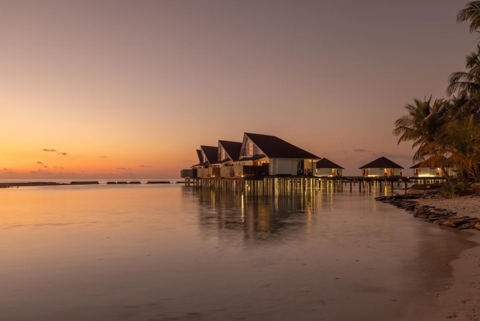 Ellaidhoo Maldives By Cinnamon Hangnaameedhoo Exterior photo